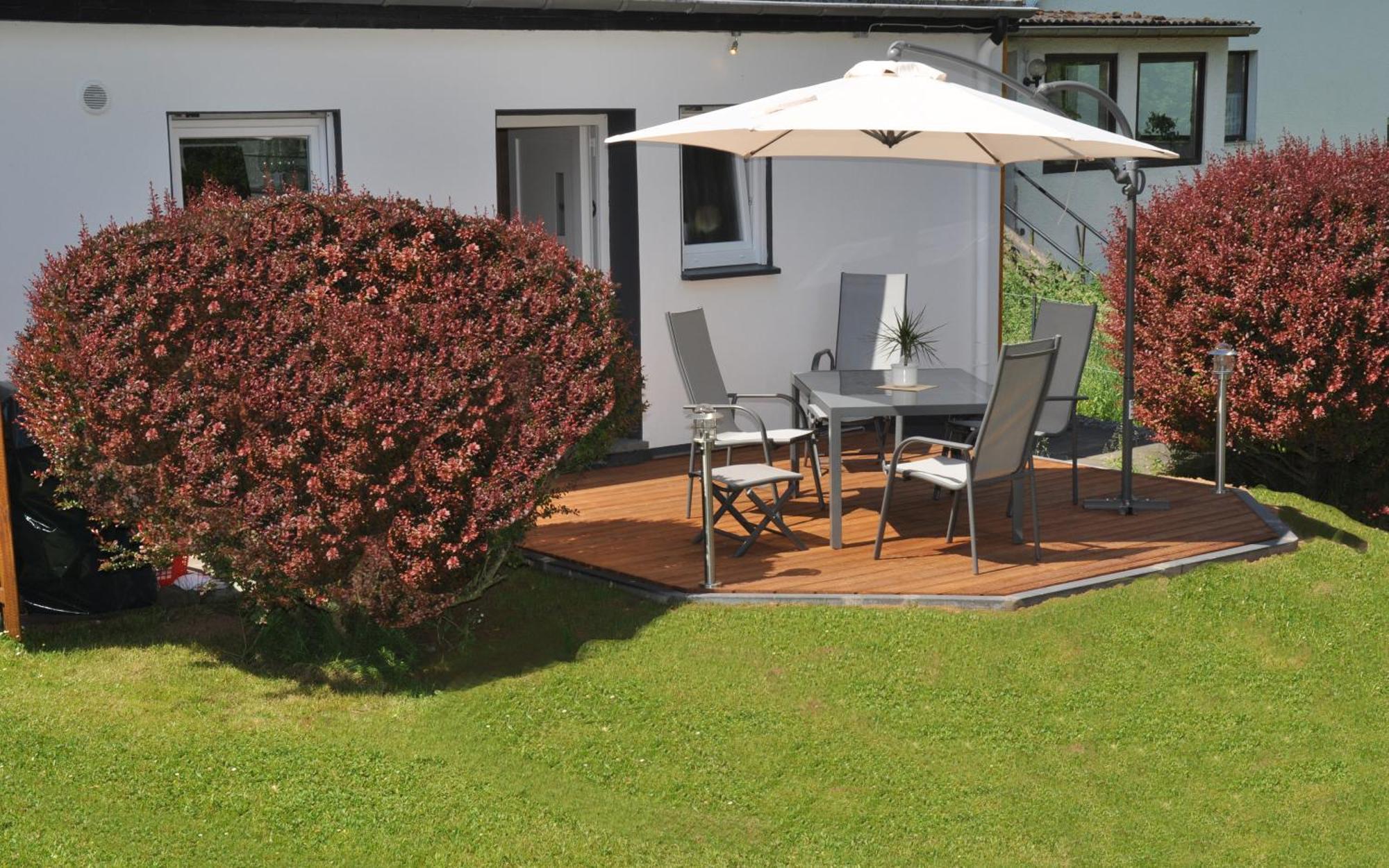 Apartamento Haus Hippelstein Gönnersdorf Exterior foto